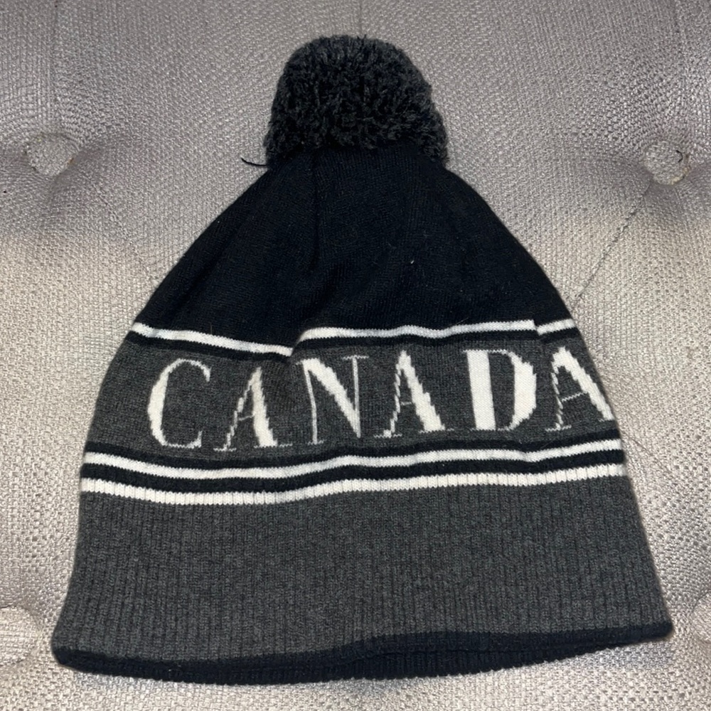 Authentic Canada Goose Pom Toque